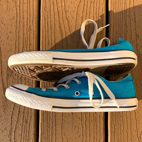 CONVERSE ALL STAR CHUCK TAYLOR UNISEX LO TOP LACE UP SNEAKERS YOUTH SIZE 3 - Picture 6 of 8